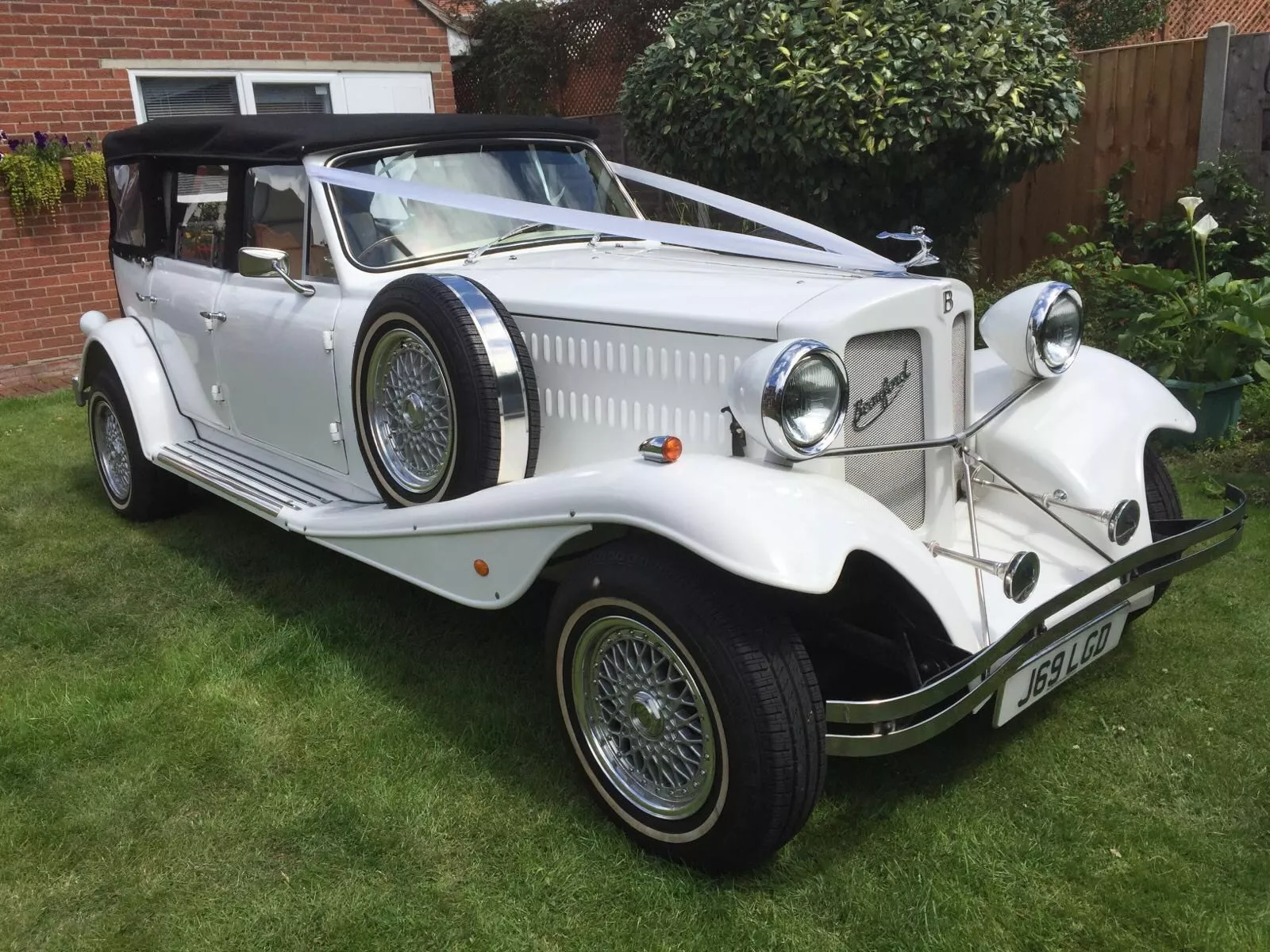 Beauford Wedding Car Nottingham hire